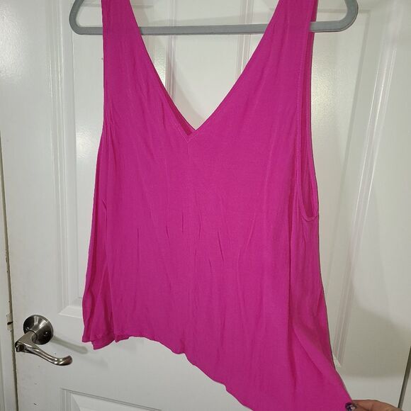 BP Hot pink deep V front and back tank - Picture 4 of 6